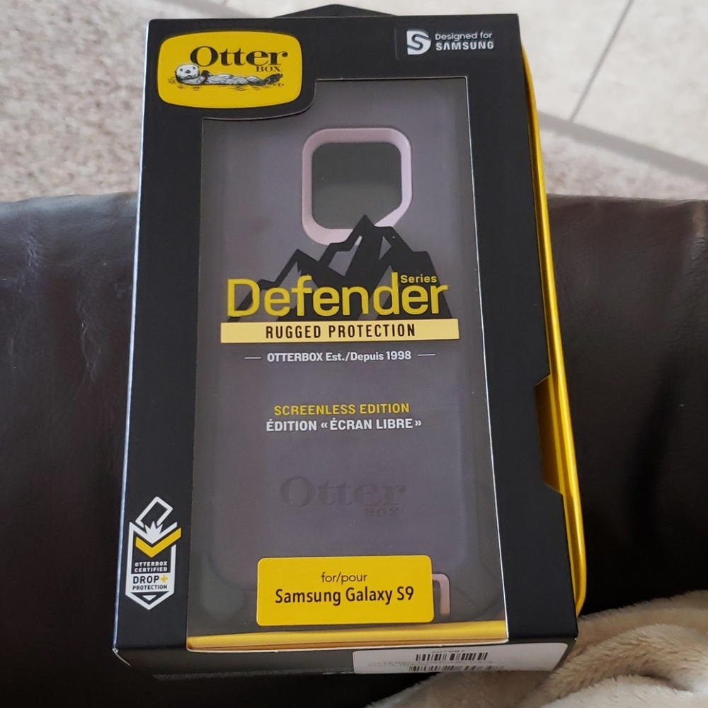 Otter box s9 phone case